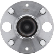 Charger l'image dans la galerie, 512468 Wheel Bearing and Hub Assembly MOOG Hub Assemblies Canada
