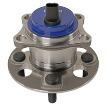 Load image into Gallery viewer, 512636 Wheel Bearing and Hub Assembly MOOG Hub Assemblies Canada