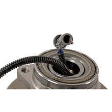 Load image into Gallery viewer, 515010 Wheel Bearing and Hub Assembly MOOG Hub Assemblies Canada