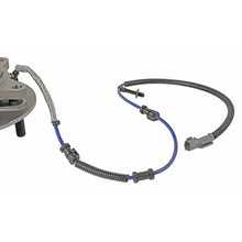 Load image into Gallery viewer, 515199 Wheel Bearing and Hub Assembly MOOG Hub Assemblies Canada