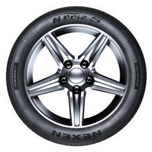 Load image into Gallery viewer, 17068NXK 215/55R17 Nexen N'Priz S 94V Nexen Tires Canada