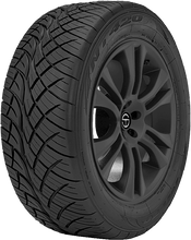 Load image into Gallery viewer, 202480 275/55R19 Nitto NT420S 111V Nitto Tires Canada