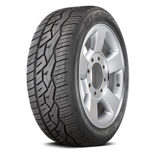 212410 285/40R24XL Nitto NT420V 112V Nitto Tires Canada