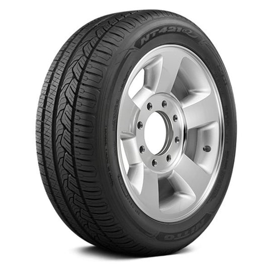 210590 275/50R20XL Nitto NT421Q 113H Nitto Tires Canada