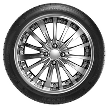 Load image into Gallery viewer, 16643NXK 205/60R16 Nexen N'Fera AU7 92H Nexen Tires Canada