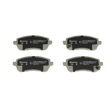 Charger l'image dans la galerie, KT00901 Brembo Ceramic Brake Pad and UV Coated Vented  Brake Disc Kit Brembo Brake Canada