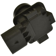 Load image into Gallery viewer, PAC104 Standard Ignition Park Assist Camera Standard Ignition Canada