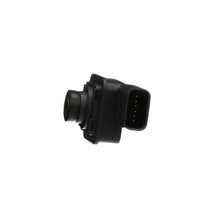 Load image into Gallery viewer, PAC126 Standard Ignition Park Assist Camera Standard Ignition Canada