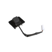 Load image into Gallery viewer, PAC198 Standard Ignition Park Assist Camera Standard Ignition Canada