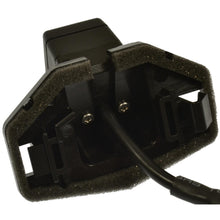 Load image into Gallery viewer, PAC217 Standard Ignition Park Assist Camera Standard Ignition Canada