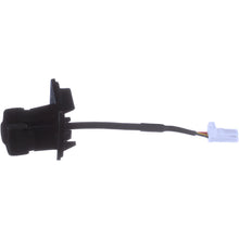 Load image into Gallery viewer, PAC472 Standard Ignition Park Assist Camera Standard Ignition Canada
