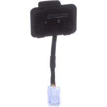 Load image into Gallery viewer, PAC472 Standard Ignition Park Assist Camera Standard Ignition Canada