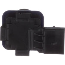 Load image into Gallery viewer, PAC496 Standard Ignition Park Assist Camera Standard Ignition Canada