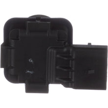 Load image into Gallery viewer, PAC499 Standard Ignition Park Assist Camera Standard Ignition Canada