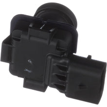 Load image into Gallery viewer, PAC499 Standard Ignition Park Assist Camera Standard Ignition Canada