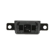 Load image into Gallery viewer, PAC592 Standard Ignition Park Assist Camera Standard Ignition Canada