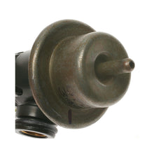 Load image into Gallery viewer, PR112 Standard Ignition Fuel Injection Pressure Regulator Standard Ignition Canada