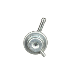 Load image into Gallery viewer, PR114 Standard Ignition Fuel Injection Pressure Regulator Standard Ignition Canada