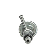 Load image into Gallery viewer, PR114 Standard Ignition Fuel Injection Pressure Regulator Standard Ignition Canada