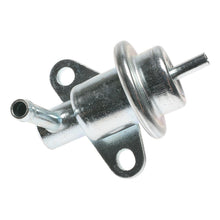 Load image into Gallery viewer, PR121 Standard Ignition Fuel Injection Pressure Regulator Standard Ignition Canada