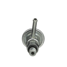 Load image into Gallery viewer, PR126 Standard Ignition Fuel Injection Pressure Regulator Standard Ignition Canada