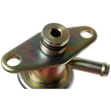 Load image into Gallery viewer, PR133 Standard Ignition Fuel Injection Pressure Regulator Standard Ignition Canada