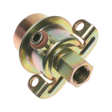 Load image into Gallery viewer, PR146 Standard Ignition Fuel Injection Pressure Regulator Standard Ignition Canada