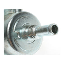 Charger l'image dans la galerie, PR148 Standard Import Fuel Injection Pressure Regulator Standard Import Canada
