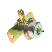 Load image into Gallery viewer, PR16 Standard Ignition Fuel Injection Pressure Regulator Standard Ignition Canada