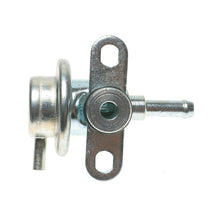 Load image into Gallery viewer, PR186 Standard Import Fuel Injection Pressure Regulator Standard Import Canada