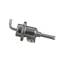 Load image into Gallery viewer, PR195 Standard Import Fuel Injection Pressure Regulator Standard Import Canada
