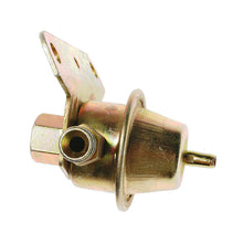 Load image into Gallery viewer, PR19 Standard Ignition Fuel Injection Pressure Regulator Standard Ignition Canada