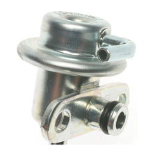 Load image into Gallery viewer, PR200 Standard Ignition Fuel Injection Pressure Regulator Standard Ignition Canada