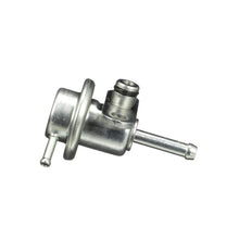 Load image into Gallery viewer, PR271 Standard Import Fuel Injection Pressure Regulator Standard Import Canada