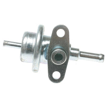 Load image into Gallery viewer, PR302 Standard Ignition Fuel Injection Pressure Regulator Standard Ignition Canada