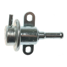 Load image into Gallery viewer, PR305 Standard Import Fuel Injection Pressure Regulator Standard Import Canada