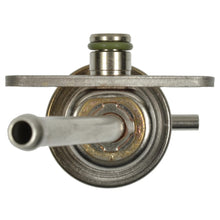 Load image into Gallery viewer, PR306 Standard Ignition Fuel Injection Pressure Regulator Standard Ignition Canada