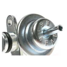 Load image into Gallery viewer, PR309 Standard Ignition Fuel Injection Pressure Regulator Standard Ignition Canada