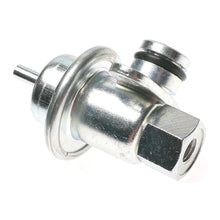 Load image into Gallery viewer, PR309 Standard Ignition Fuel Injection Pressure Regulator Standard Ignition Canada