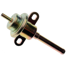 Load image into Gallery viewer, PR30 Standard Ignition Fuel Injection Pressure Regulator Standard Ignition Canada