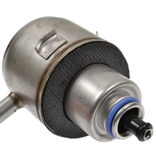 Load image into Gallery viewer, PR319 Standard Ignition Fuel Injection Pressure Regulator Standard Ignition Canada