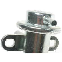 Load image into Gallery viewer, PR33 Standard Ignition Fuel Injection Pressure Regulator Standard Ignition Canada
