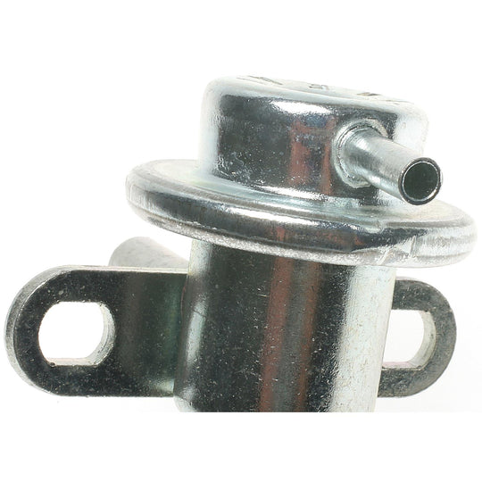 PR33 Standard Ignition Fuel Injection Pressure Regulator Standard Ignition Canada