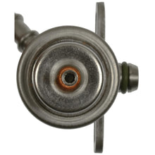 Load image into Gallery viewer, PR358 Standard Ignition Fuel Injection Pressure Regulator Standard Ignition Canada