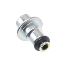 Load image into Gallery viewer, PR368 Standard Ignition Fuel Injection Pressure Regulator Standard Ignition Canada
