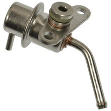 Load image into Gallery viewer, PR399 Standard Import Fuel Injection Pressure Regulator Standard Import Canada