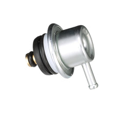 Load image into Gallery viewer, PR401 Standard Import Fuel Injection Pressure Regulator Standard Import Canada
