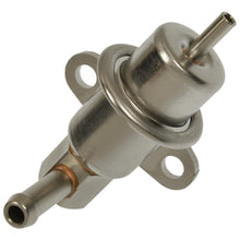 Load image into Gallery viewer, PR415 Standard Import Fuel Injection Pressure Regulator Standard Import Canada
