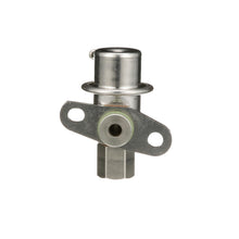 Load image into Gallery viewer, PR418 Standard Import Fuel Injection Pressure Regulator Standard Import Canada