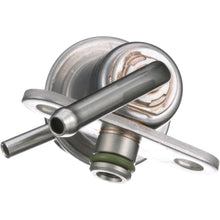 Load image into Gallery viewer, PR434 Standard Import Fuel Injection Pressure Regulator Standard Import Canada